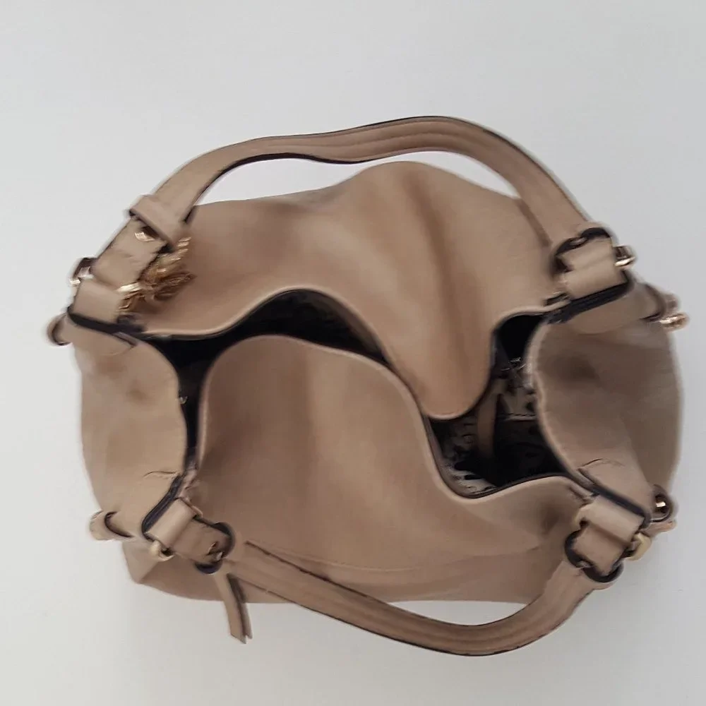 Jessica Simpson Light Blush Large Handbag Hobo Purse with Gold Studs and Strap - Picture 6 of 16